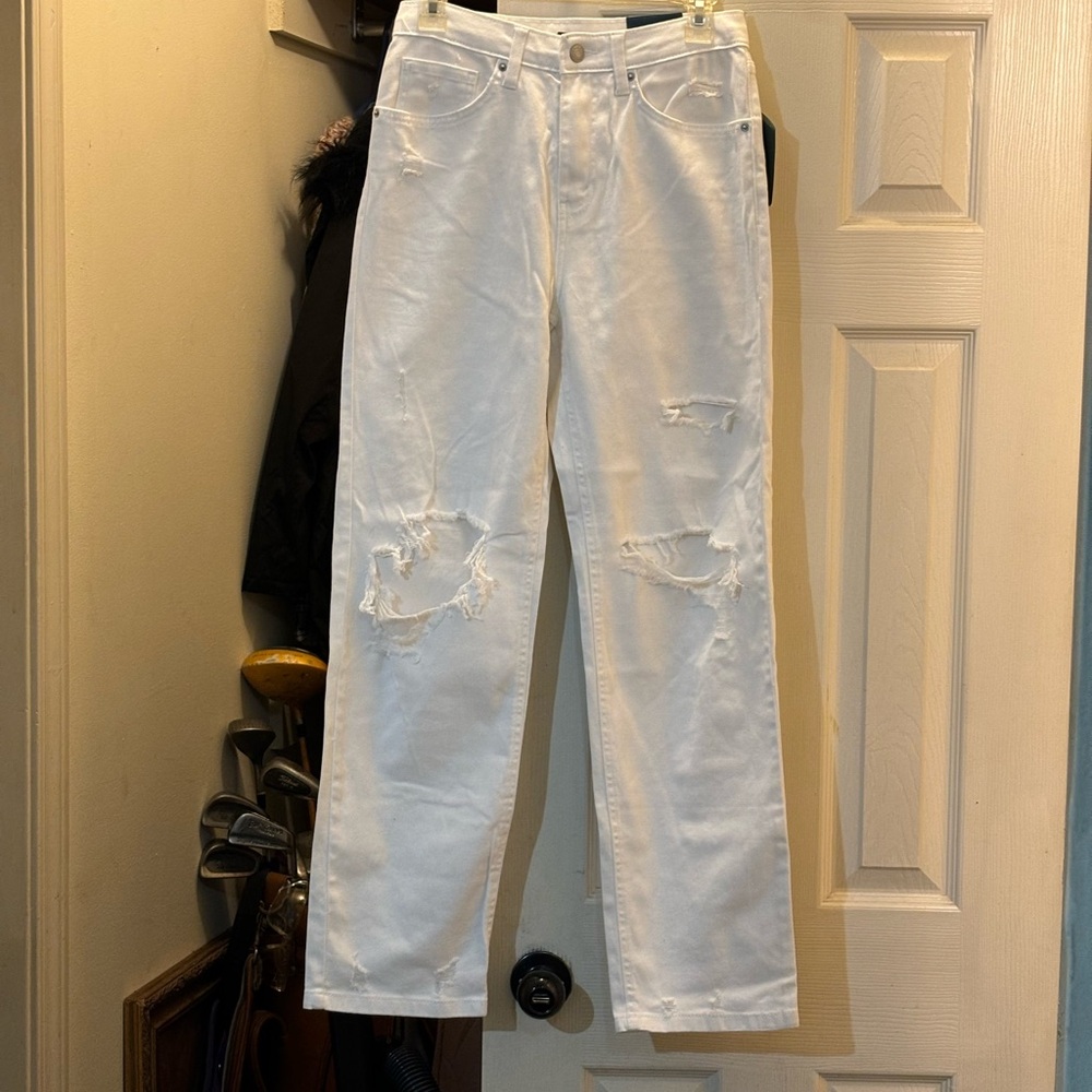 NWT - Wild Fable White Straight Leg Jeans with Distressed Knees!